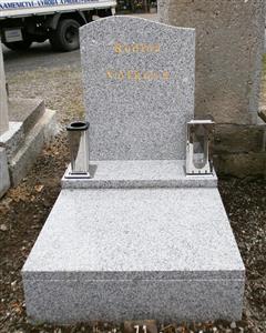 Bílá žula